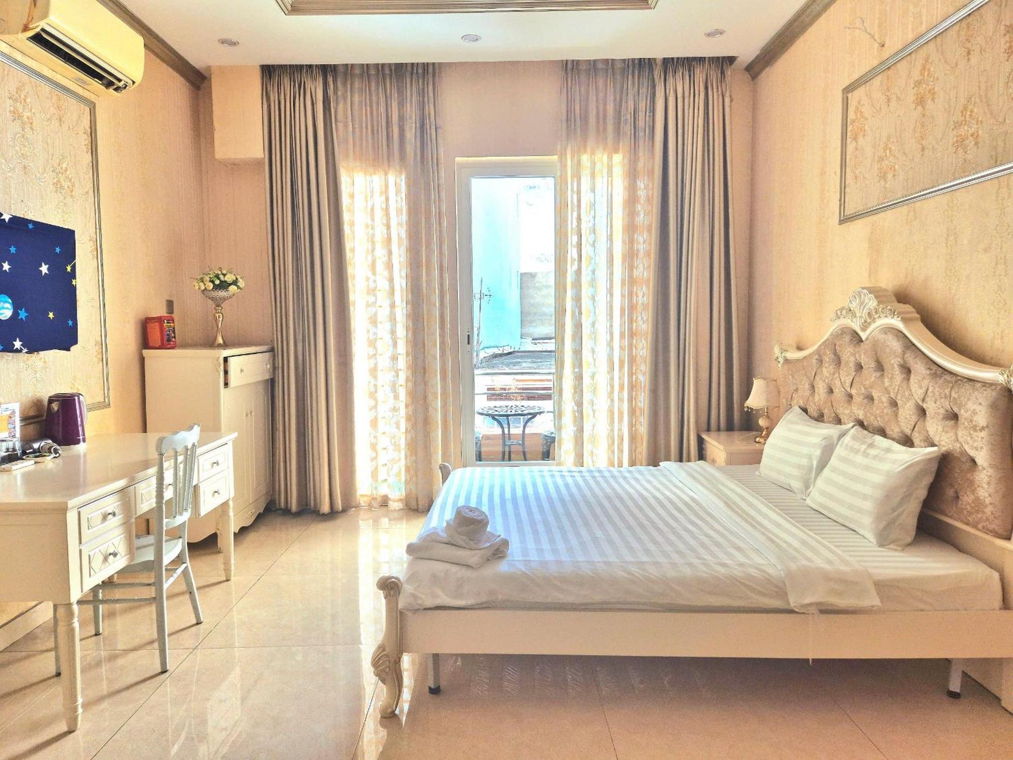 F F House Homestay Хошимин Экстерьер фото